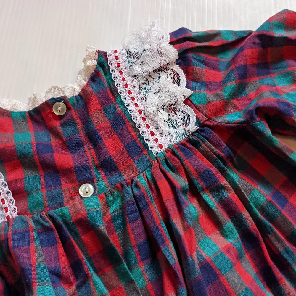VINTAGE Bryan red plaid ruffles and lace full circle skirt girls dress 2t